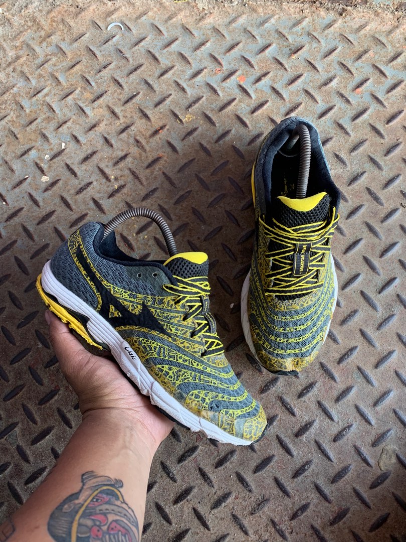 Mizuno wave sayonara hot sale 2 women's size 7