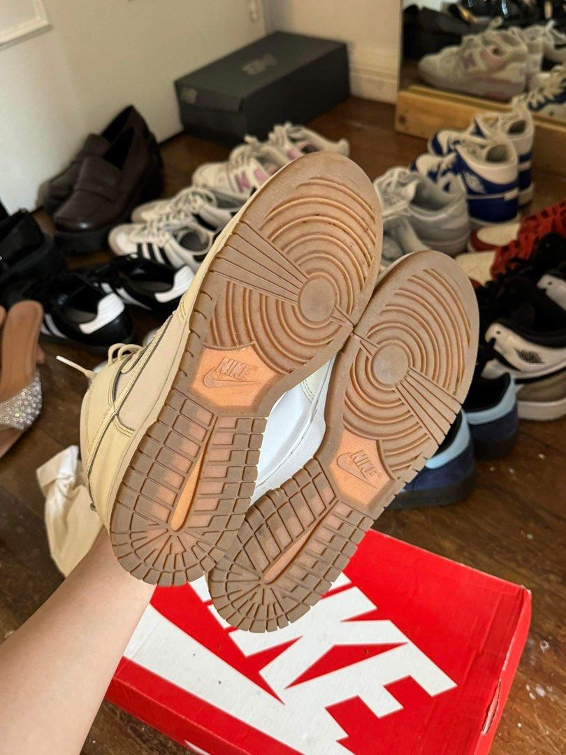 nike dunk's high (Category: Sneakers) located in Quezon City. Submitted by ayan27 (Listing ID 1283703756, Image 3). Description: Women’s Nike Dunk High SIZE: US-7, Cm-24, Uk-4.5, EUR- 38 -White/Sail-Gum Med Brown -Good as new, only used for a couple of times -Authentic, bought from the nike app -RFS: Decluttering.
