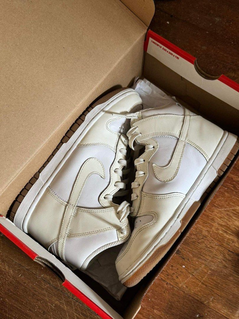 nike dunk's high (Category: Sneakers) located in Quezon City. Submitted by ayan27 (Listing ID 1283703756, Image 1). Description: Women’s Nike Dunk High SIZE: US-7, Cm-24, Uk-4.5, EUR- 38 -White/Sail-Gum Med Brown -Good as new, only used for a couple of times -Authentic, bought from the nike app -RFS: Decluttering.