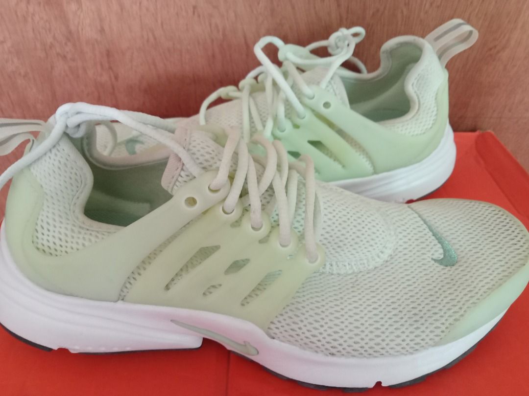 Mint hotsell green prestos