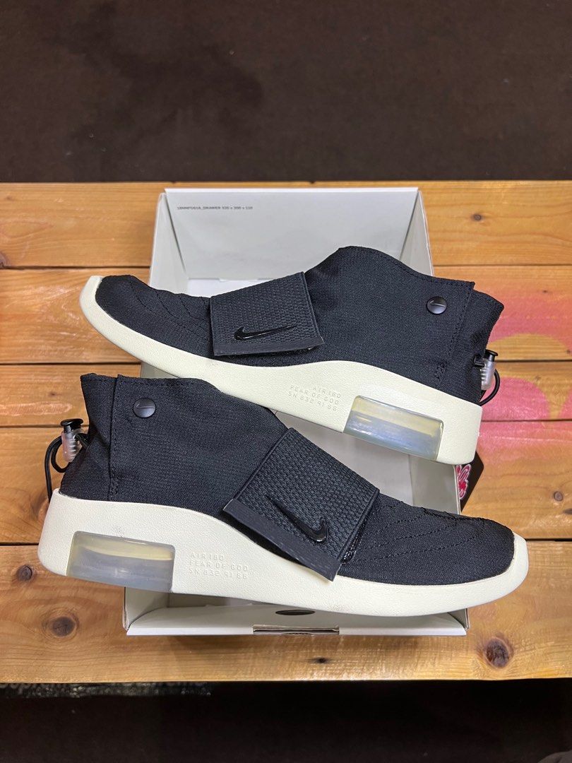 Nike air fear of god moc black 2025
