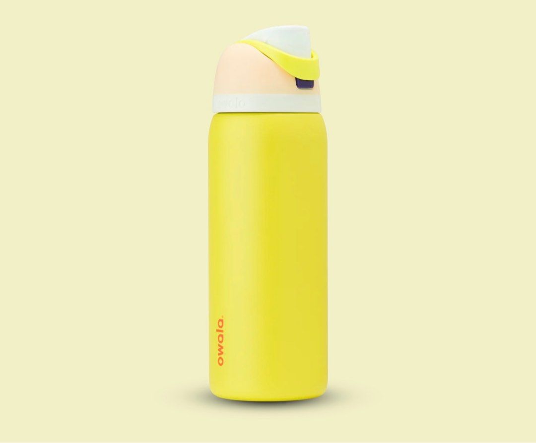 OWALA FreeSip Water Bottle - New Colors! (Category: Water Bottles & Tumblers) located in Quezon City. Submitted by brownbox.manila (Listing ID 1283736807, Image 2). Description: OWALA FreeSip Water Bottle in NEW Colors! 24 oz : 3200 32 oz: 3600 40 oz: 3800 Colors in order of photos: 1. Candy Coated (Light Pink) 2. Lemon Limeade (Neon Yellow) 3. Night Safari (Navy Blue) 4. Water in the Desert (Neutral) ETA: 2nd week of March! Required 50% downpaym