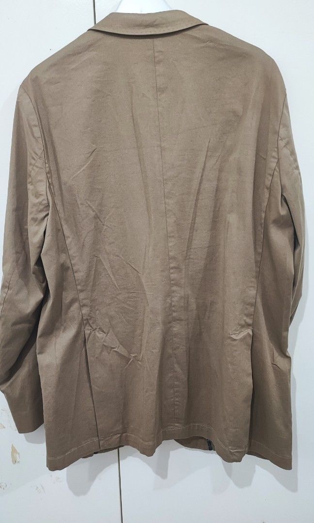 Pierre Cardin sports coat (Category: Coats, Jackets and Outerwear) located in Angeles City. Submitted by yisicphysics (Listing ID 1283643365, Image 2). Description: new new new! From Dubai, made of light material. swak sa climate natin. Shoulders - 20 Sleeve -25 Length -30.