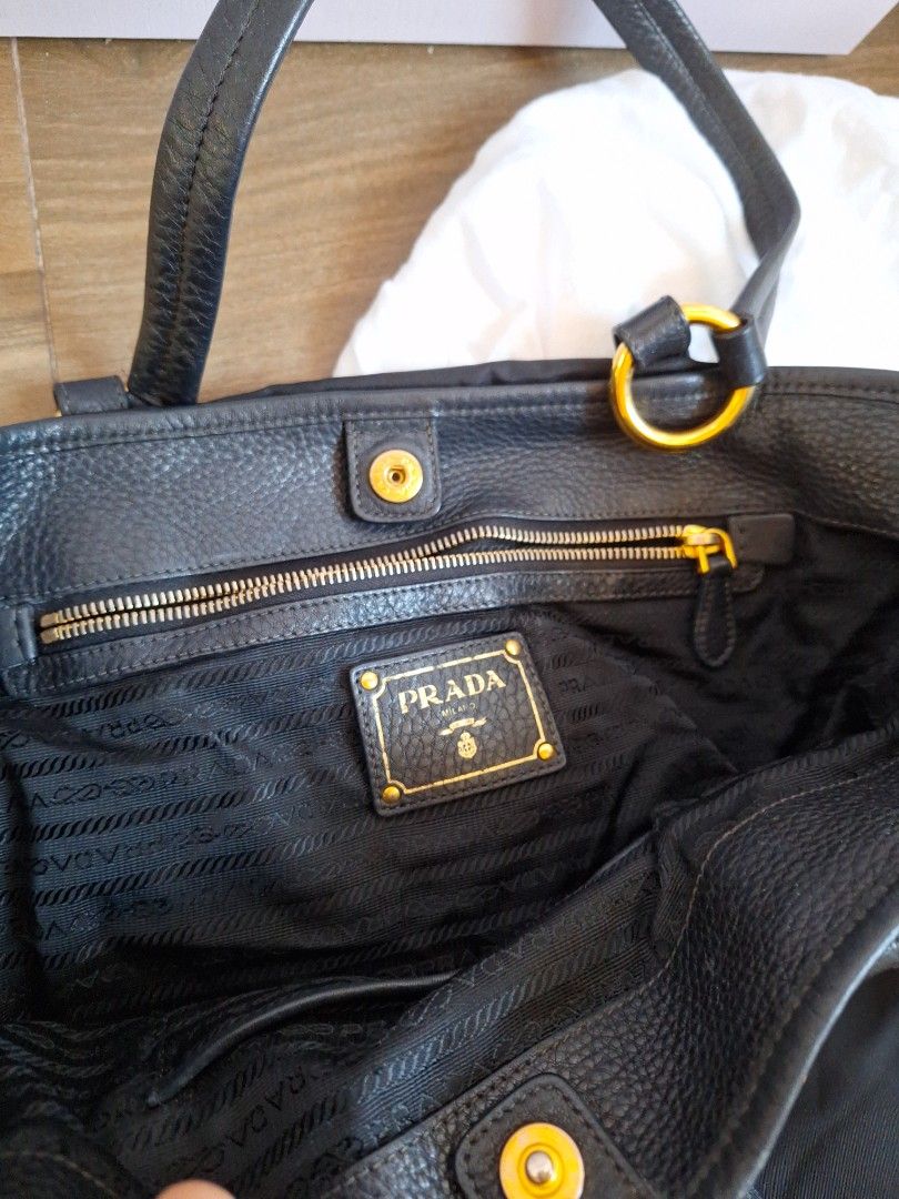 Second hand prada handbags hot sale