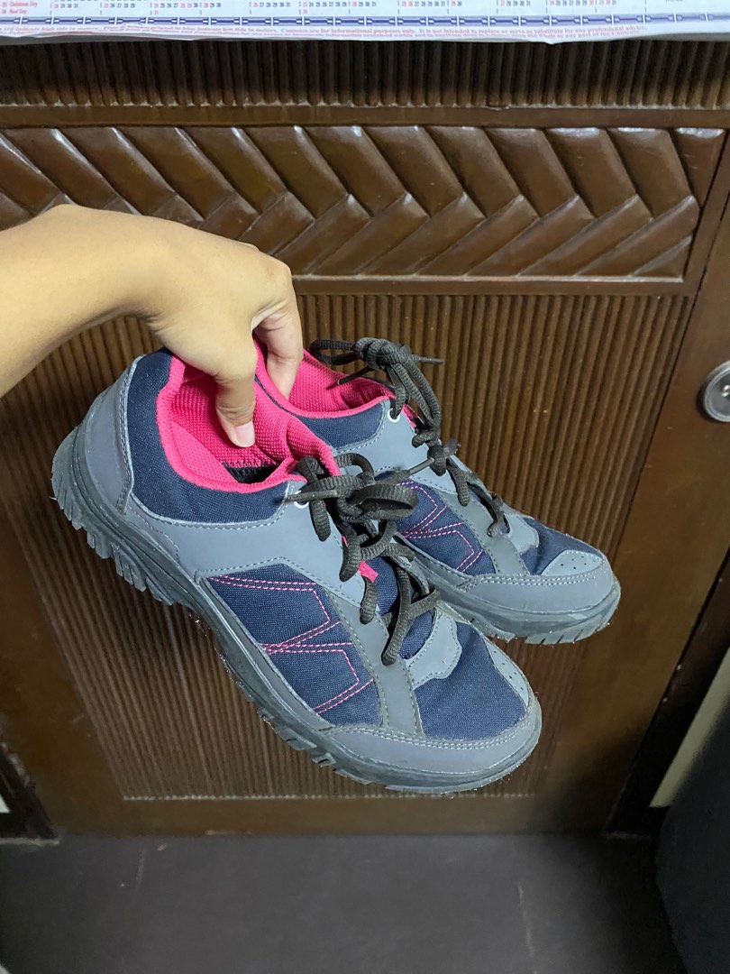 quechua hiking shoes