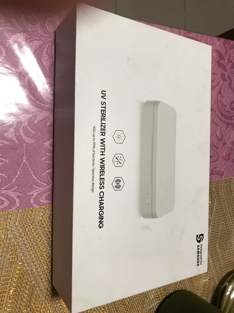 Samsung Wireless Charging (Category: Chargers & Cables) located in Quezon City. Submitted by clazzystudio (Listing ID 1283677607, Image 1). Description: Brand: Samsung Original Price: 2,199 Sale Price: 1,000 2in1 sterilize and charge. Compatible with the latest iOS and Android devices that support wireless charging..