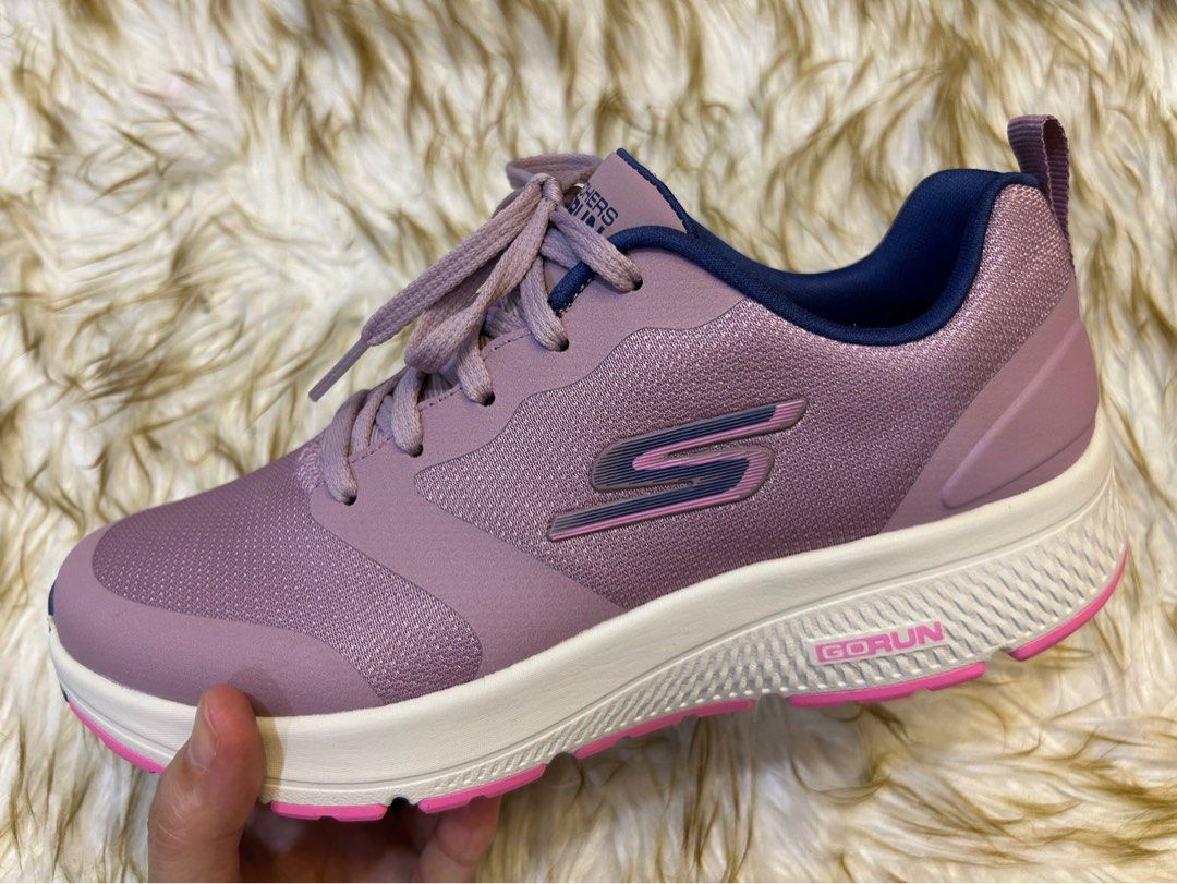 Skechers go run hot sale 2 womens brown