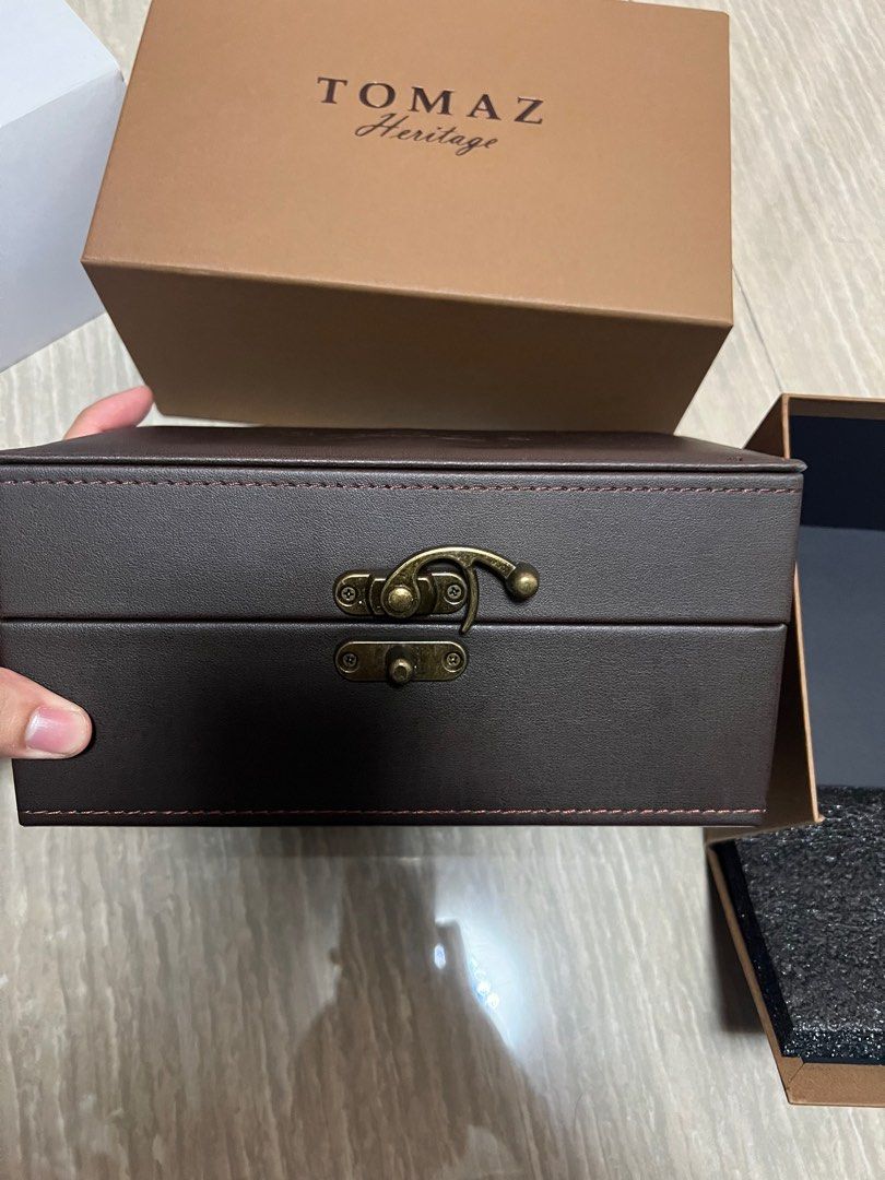 Tomaz shop watch box