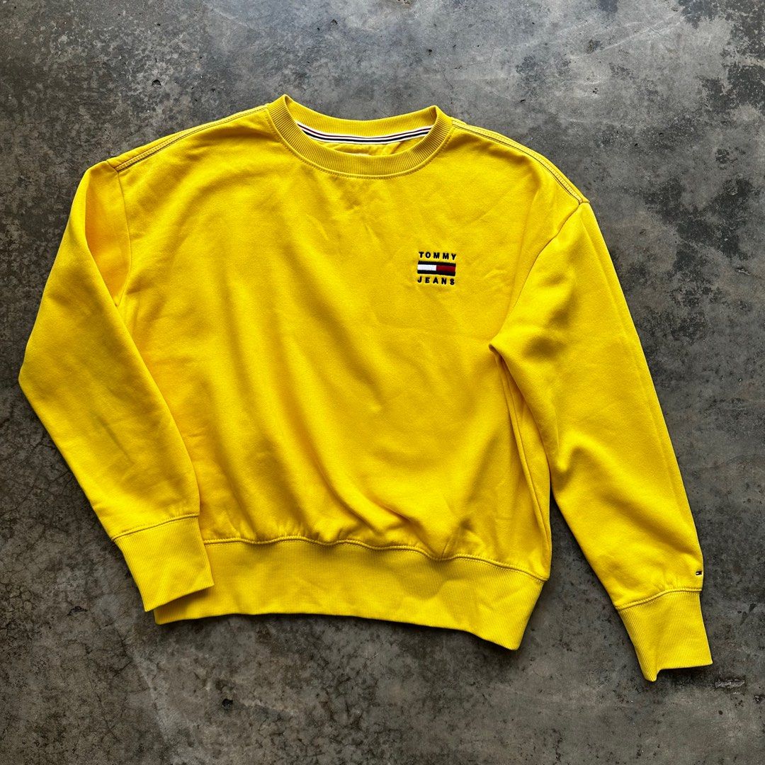 Tommy jeans yellow sweatshirt hotsell