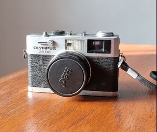 (Category: ) located in . Submitted by arkirev (Listing ID 1283639911, Image 1). Description: .