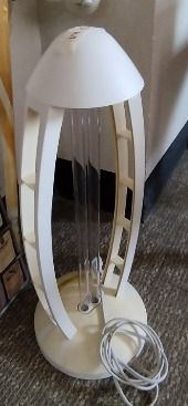 UV Light (Category: Lighting) located in Quezon City. Submitted by lifeformsb61747 (Listing ID 1283696986, Image 1). Description: .