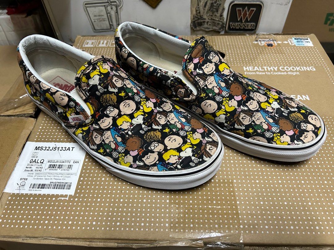 Vans Classic Slip On X Peanuts The Gang