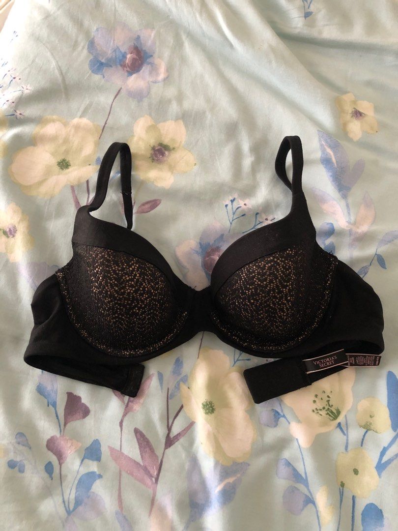Victoria secret bra 34D, Women's Fashion, New Undergarments