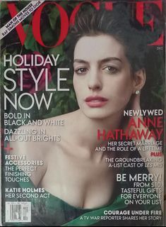 Vogue (US) - Anne Hathaway (December 2012)