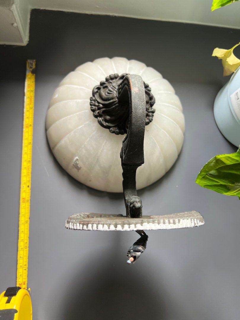 Wall lights (Category: Lighting) located in Singapore. Submitted by ultrsman2015 (Listing ID 1283638136, Image 3). Description: .
