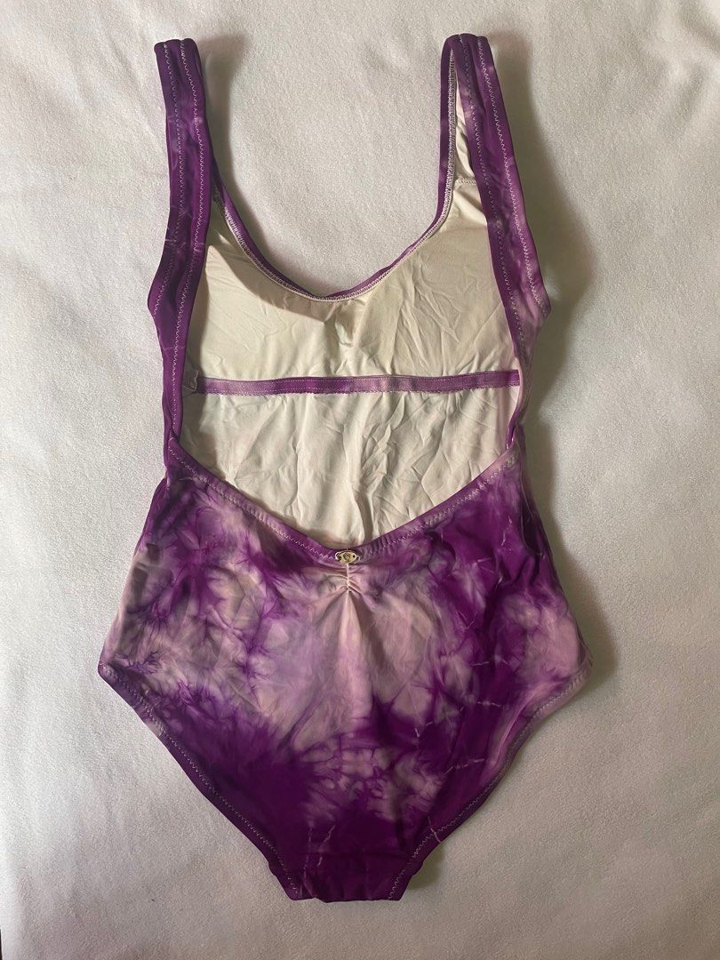 Wear Sundae Tie Dye Swimsuit (Category: Bikinis & Swimsuits) located in Pasig City. Submitted by j.preloved.j (Listing ID 1283659068, Image 2). Description: In good condition With pads Sexy back and super flattering Rfs: decluterring #wearsundae #bikini #swim #swimwear #swimsuit #surf.