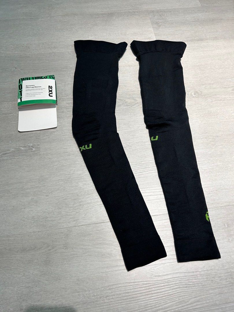2XU Unisex Recovery Flex Leg Sleeves - Black/Nero, Men's Fashion,  Activewear on Carousell