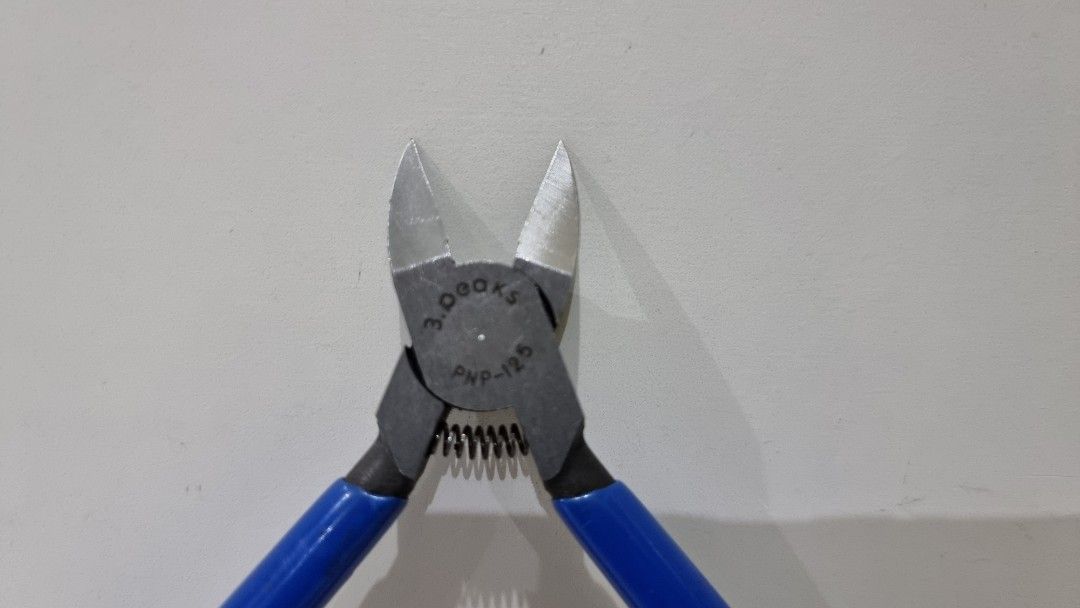 3 Peaks PNP 125 Plastic Nippers (Category: Home Improvement Tools & Accessories) located in Binangonan. Submitted by caaaris (Listing ID 1288364613, Image 2). Description: 3 Peaks PNP 125 Plastic Nippers With minor signs of use In excellent condition Made in Japan.