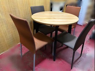 4 SEATER DINING SET IKEA TABLE