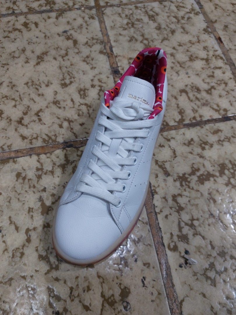 Stan smith white bold pink top