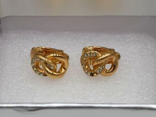 (Category: ) located in . Submitted by designercollectibles.com.au (Listing ID 1288265932, Image 1). Description: .