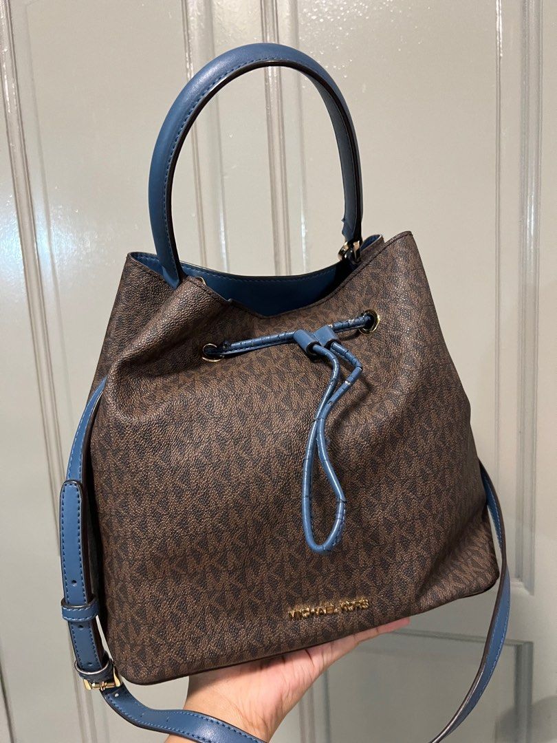 authentic MK (Category: Bags & Wallets) located in Subang Jaya. Submitted by shopping_co (Listing ID 1288235599, Image 1). Description: .