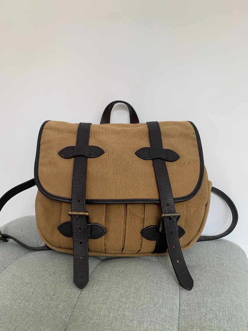 Filson Rugged Twill Medium Field Bag, 男裝, 袋, 公事包 - Carousell