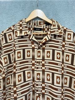 Gachu Vintage Hawaiian Polo Geometric Pattern Brown Polo Shortsleeves Polyester Large on tag 20x23x30 No issue Excellent Condition