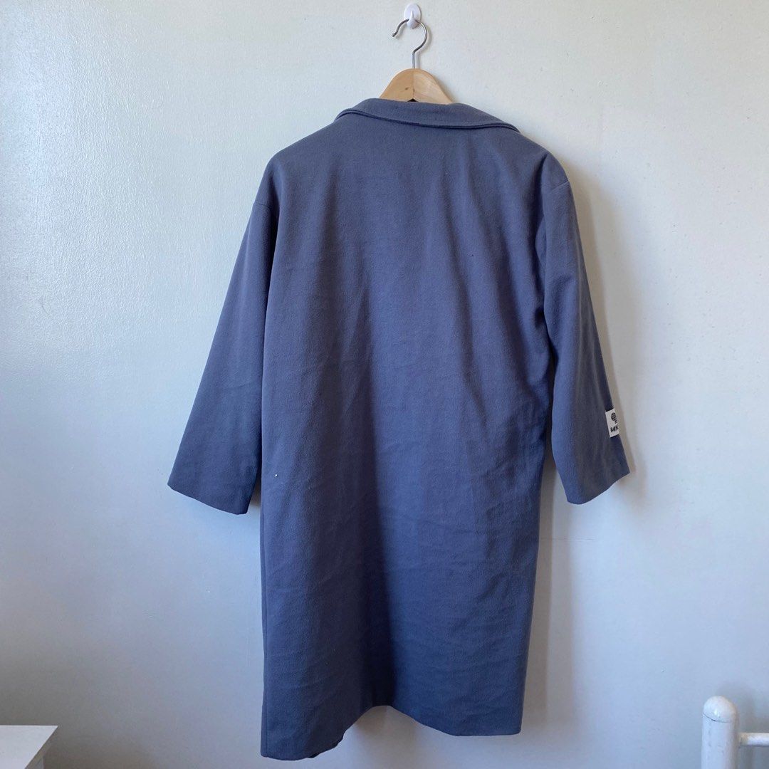 Gray Trenchcoat Long Blazer Coat (Category: Coats, Jackets and Outerwear) located in Makati City. Submitted by ayeshadeclutters (Listing ID 1288257333, Image 3). Description: Fits xs-m frames.