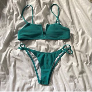 (Category: ) located in . Submitted by hey.anne (Listing ID 1288378321, Image 1). Description: .