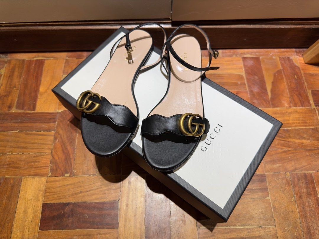 Gucci G Sandals Black size 35