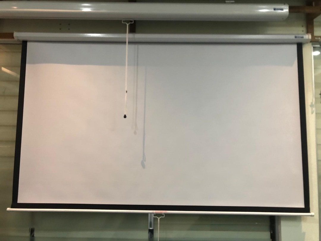 [JUNO] Manual Projector Screen / Stock Clearance !!!, TV & Home ...