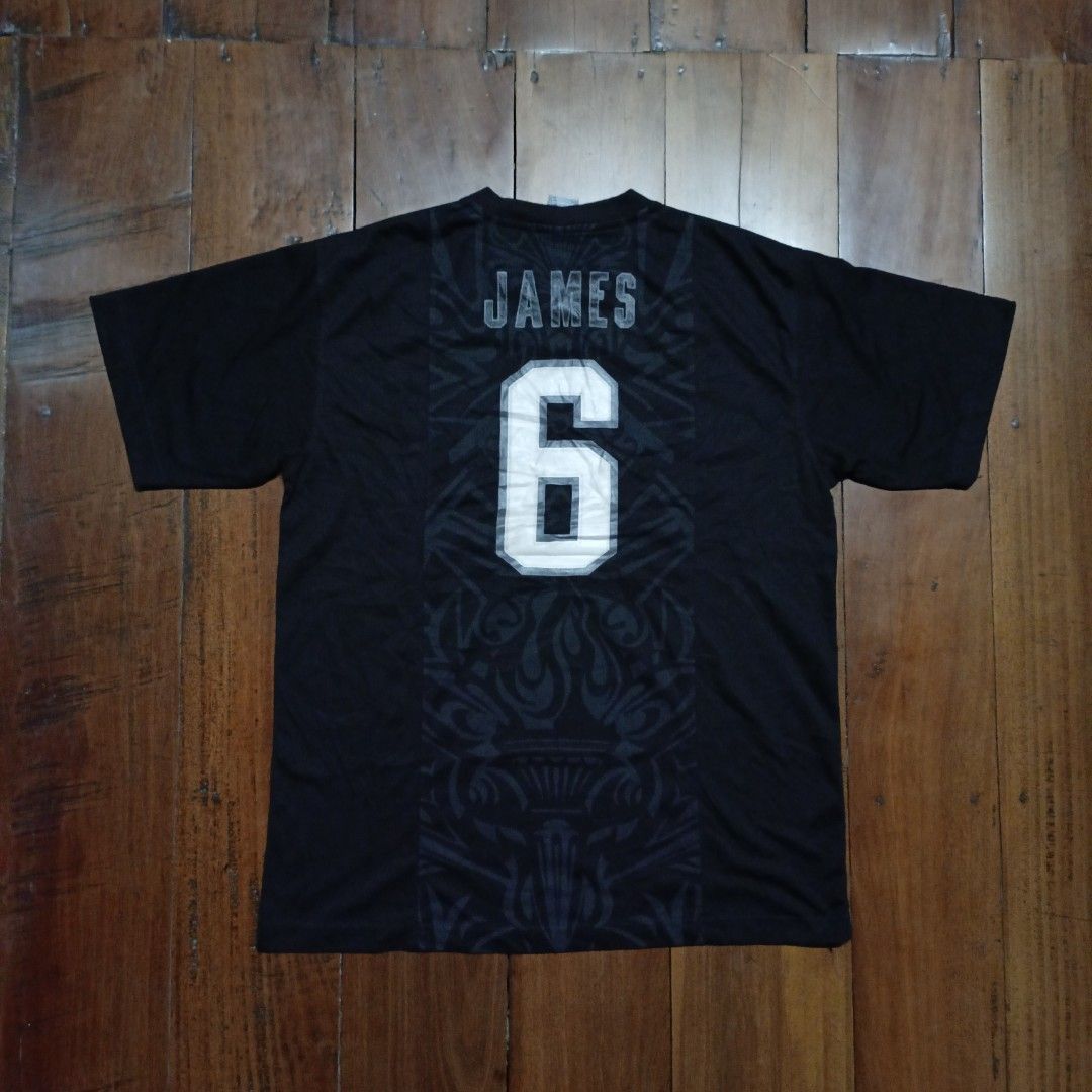 Lebron shirt off clearance