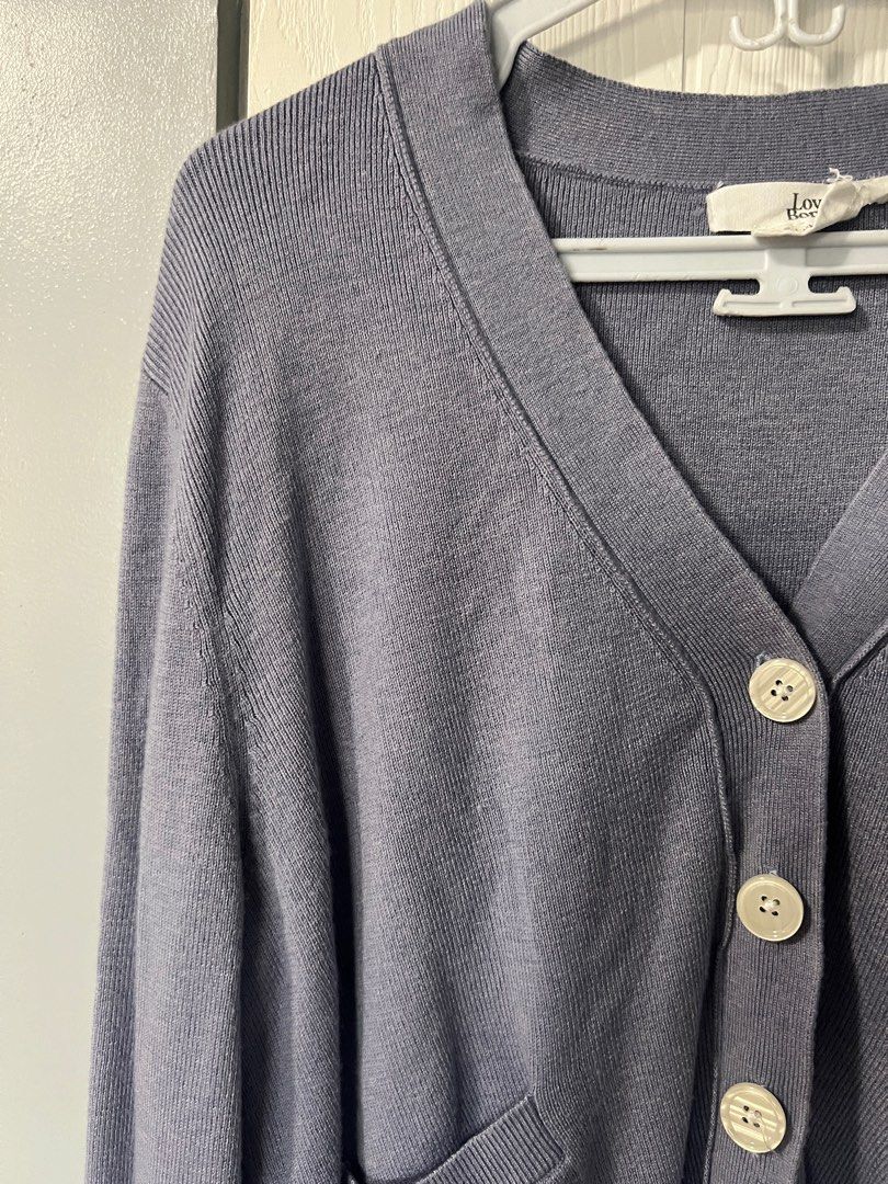 Love Bonito knit sweater (Category: Coats, Jackets and Outerwear) located in Quezon City. Submitted by pgv18 (Listing ID 1288361126, Image 2). Description: Love, Bonito Fits S-M Knit material Color: periwinkle blue.