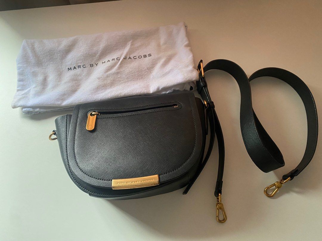 Marc jacobs hot sale small crossbody bag