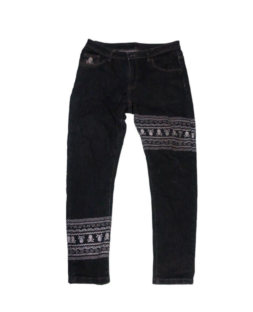 Mastermind skull pants (Category: Jeans) located in Quezon City. Submitted by GabineteThriftShop (Listing ID 1288353133, Image 2). Description: Off mastermind Size 33 No issue Good for psg.