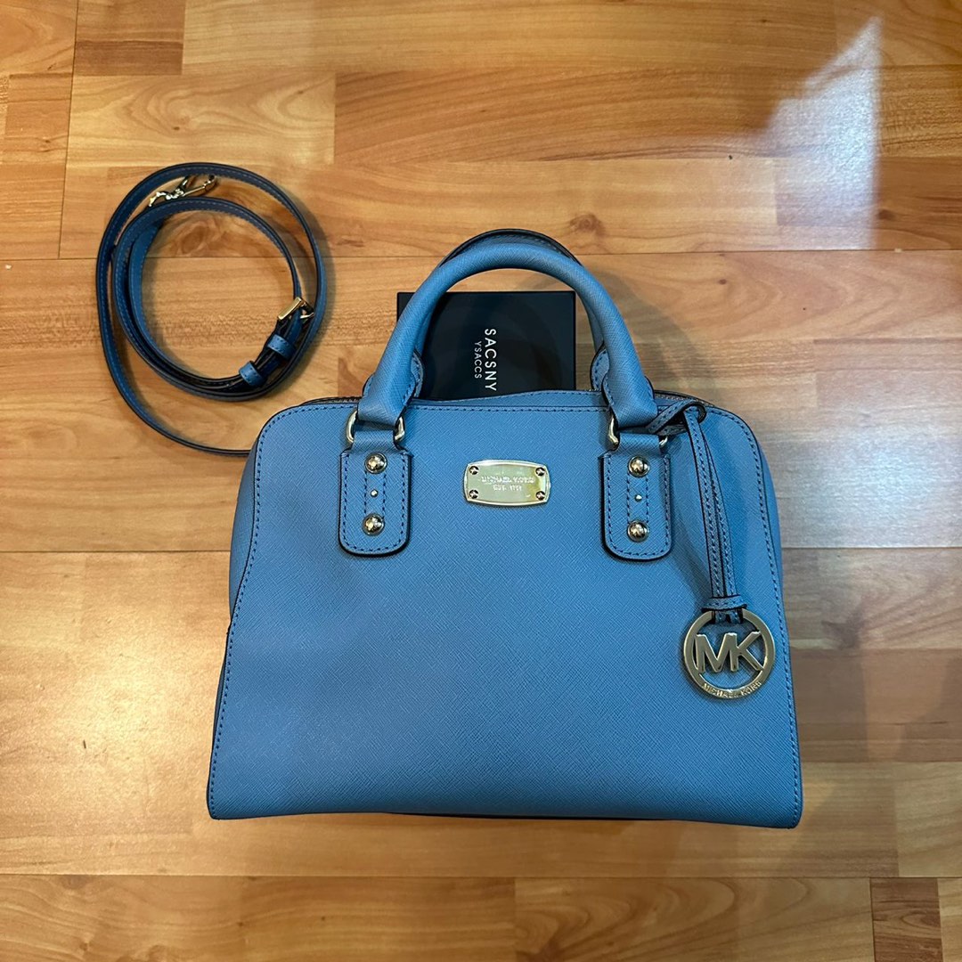 Michael kors speedy top