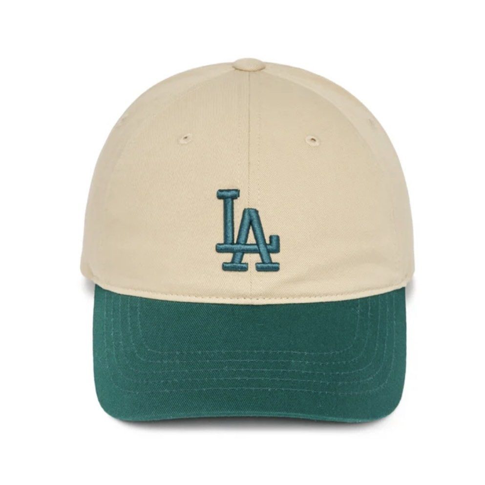 MLB LA Dodgers Adjustable Baseball Cap (Category: Caps & Hats) located in Quezon City. Submitted by mesvetements (Listing ID 1288409423, Image 3). Description: With paper bag DM for actual photos.