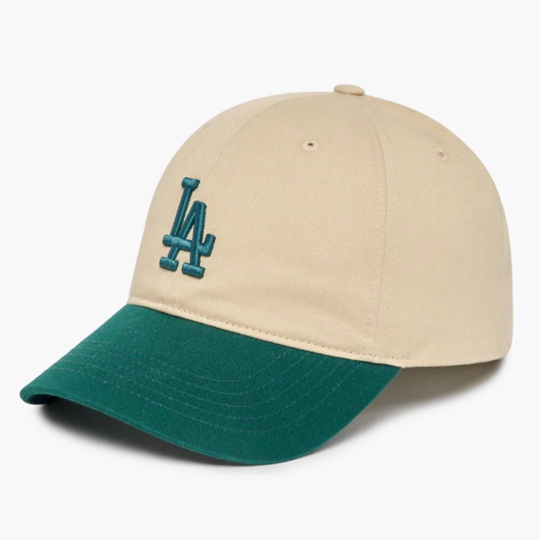 MLB LA Dodgers Adjustable Baseball Cap (Category: Caps & Hats) located in Quezon City. Submitted by mesvetements (Listing ID 1288409423, Image 1). Description: With paper bag DM for actual photos.