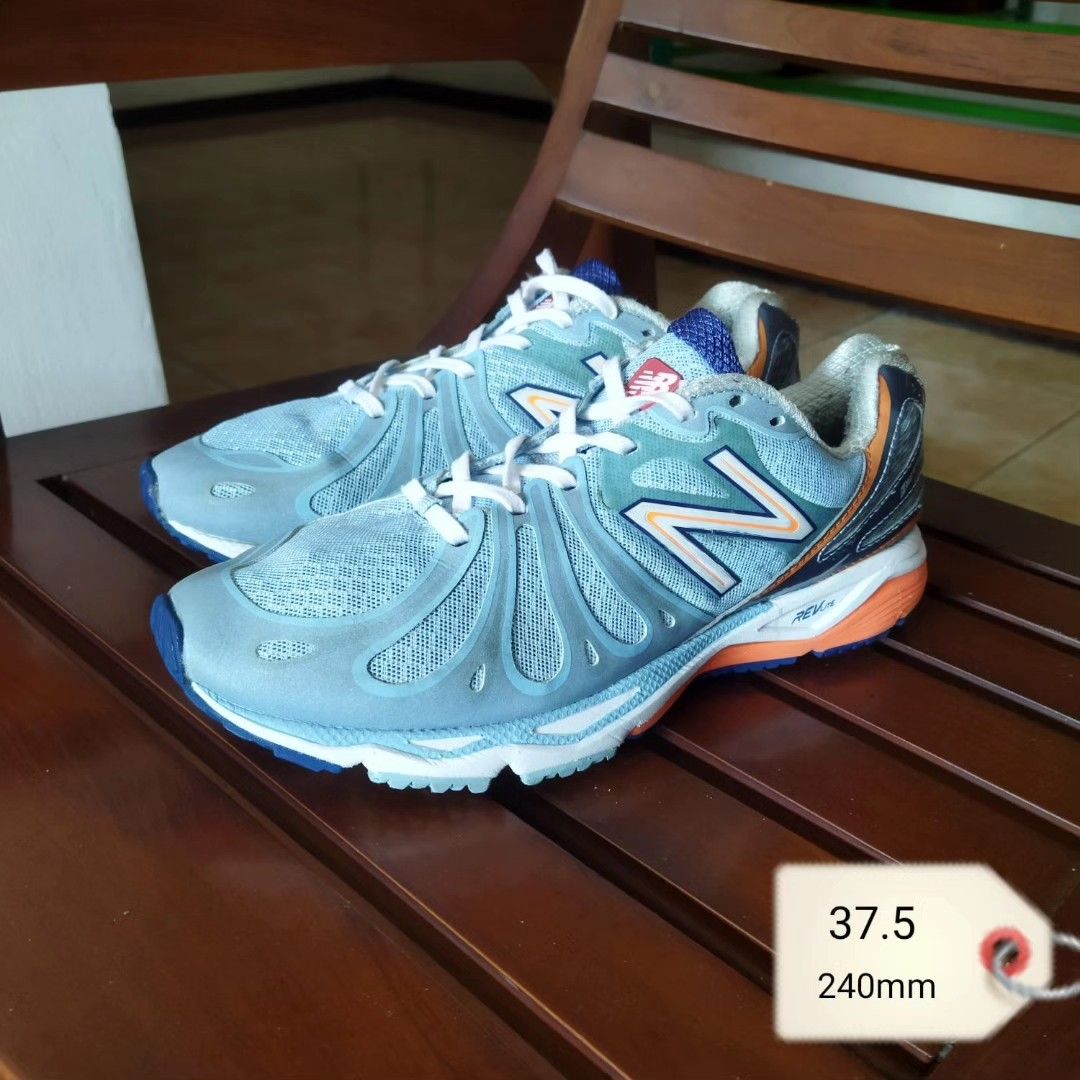 NB 890 V3 37.5 Fesyen Wanita Sepatu di Carousell