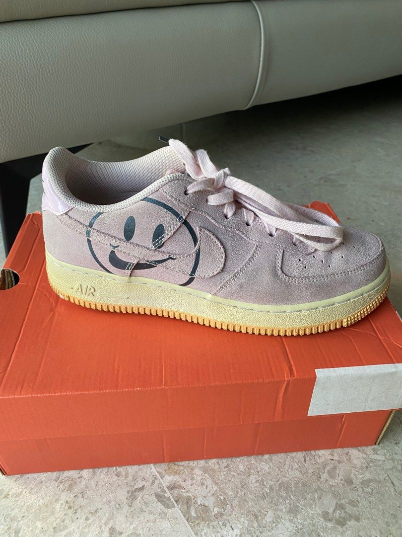 Nike air force have on sale a nike day pink