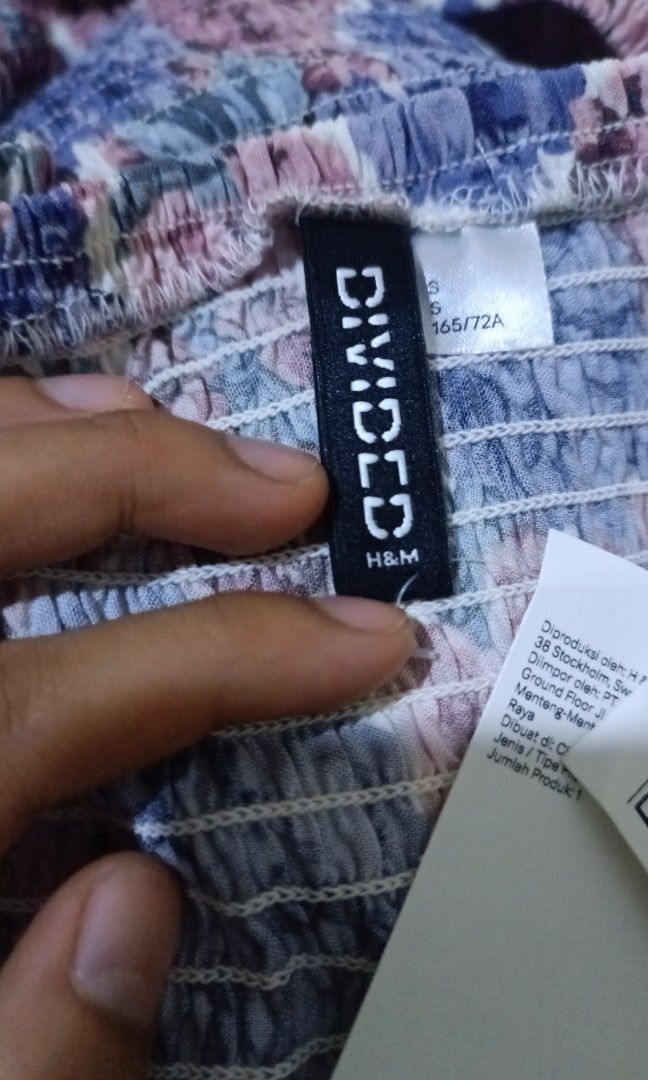 H&m di sale taman anggrek