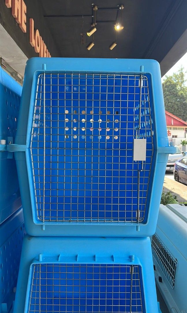 Pp70 large dog crate 115 x 66 x80cm airline Approved cage carrier large