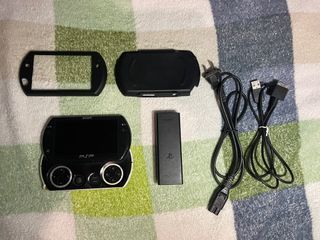 PSP Go (with Issue) for Sale!