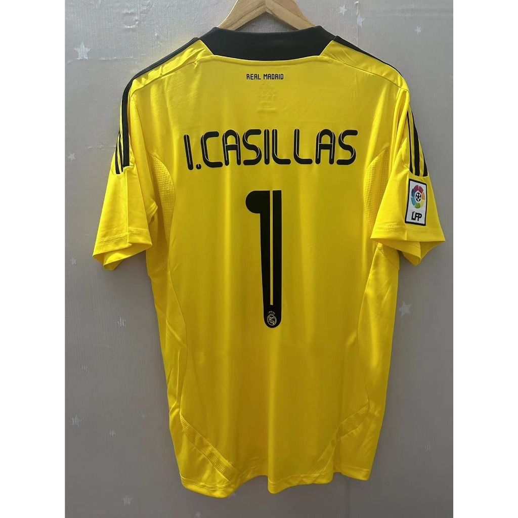 Maillot De Football Vintage Gardien Real Madrid Cf N 1 Casillas 2011 2012