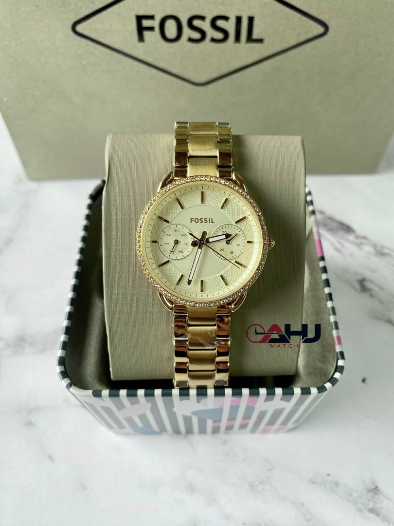 RESTOCK ORIGINAL FOSSIL TAILOR CRYSTAL CHRONOGRAPH GOLD DIAL TONE STEEL LADIES WATCH ES4263 Women s Fashion Watches Accessories Watches on Carousell