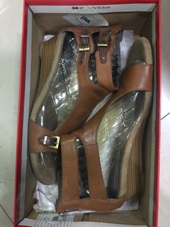 aerosole sandals View all aerosole sandals ads in Carousell