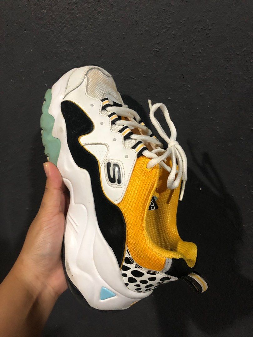 One piece skechers 2019 discount