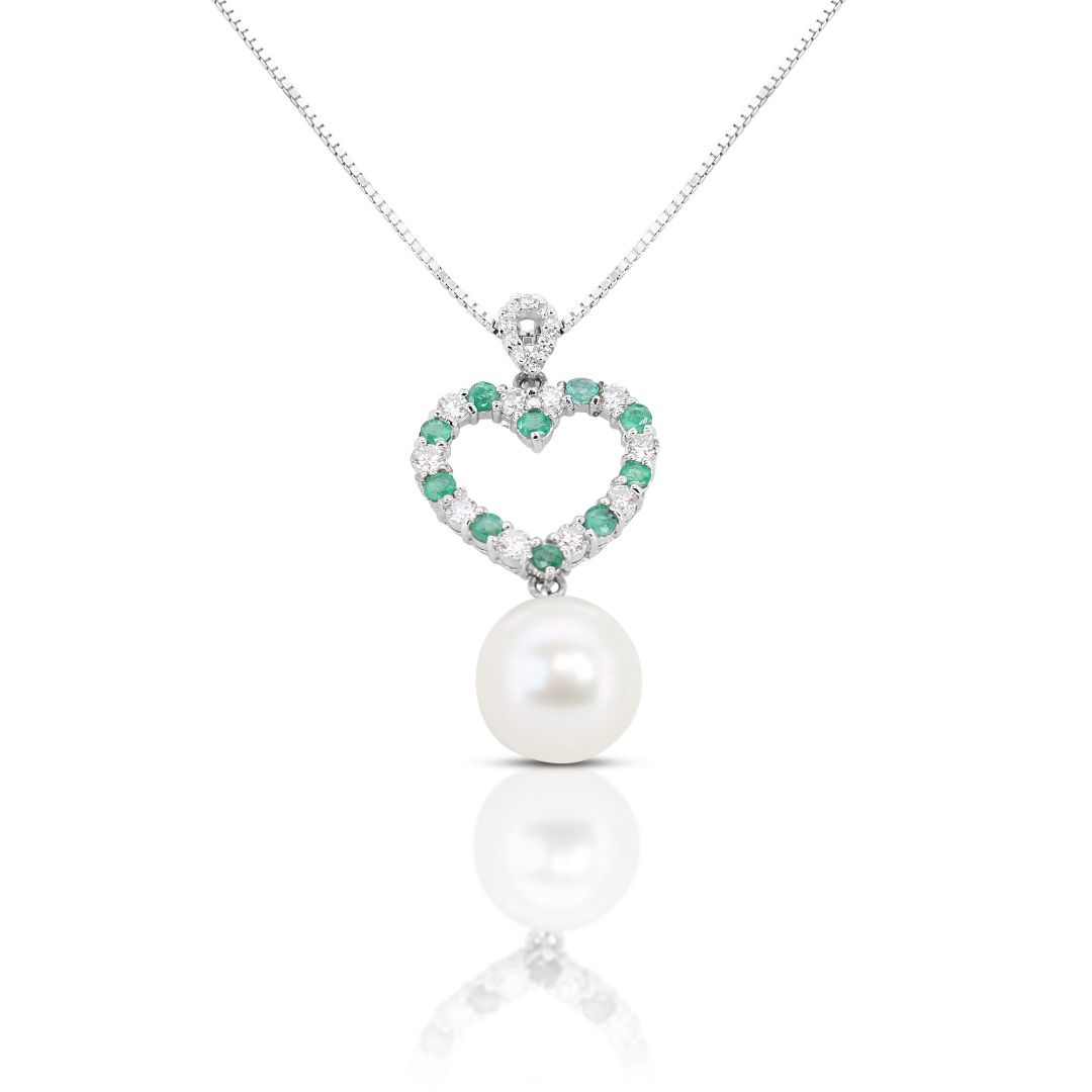 Sophisticated 18K White Gold Necklace with Pearl Emerald and Diamond Ensemble SP WG 200550