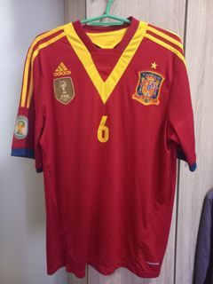 Spain 2013 Home Football Kit/Football Jersey Adidas with Iniesta nameset